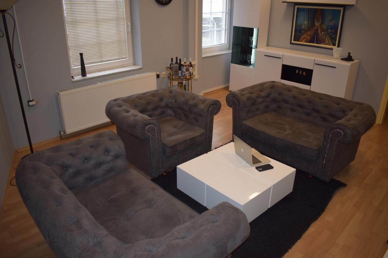Klara'S Apartment Ni Εξωτερικό φωτογραφία