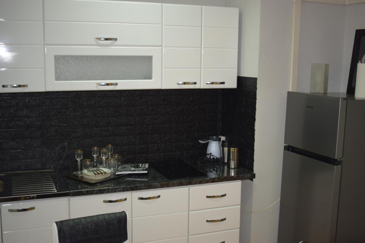 Klara'S Apartment Ni Εξωτερικό φωτογραφία