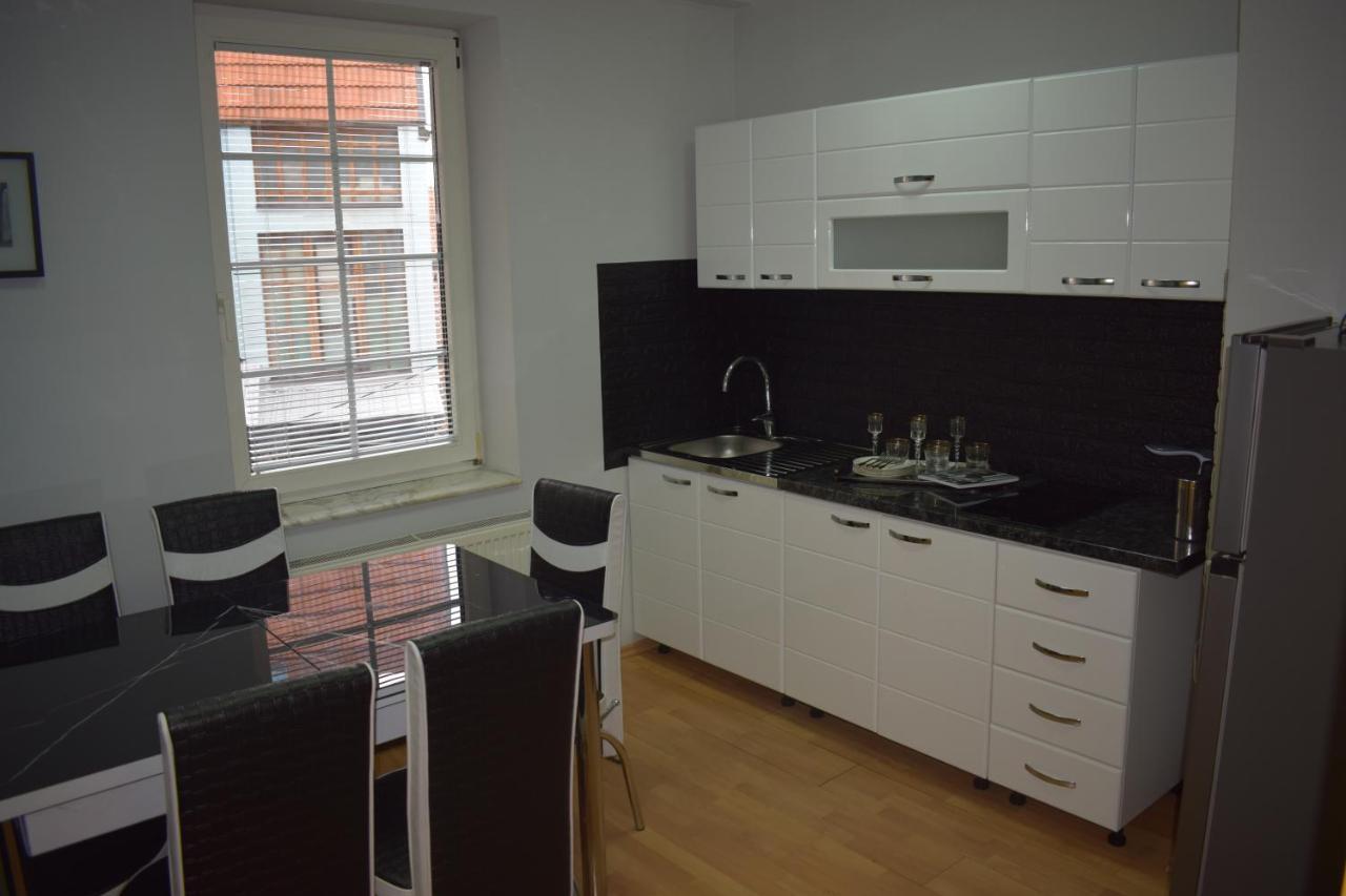 Klara'S Apartment Ni Εξωτερικό φωτογραφία